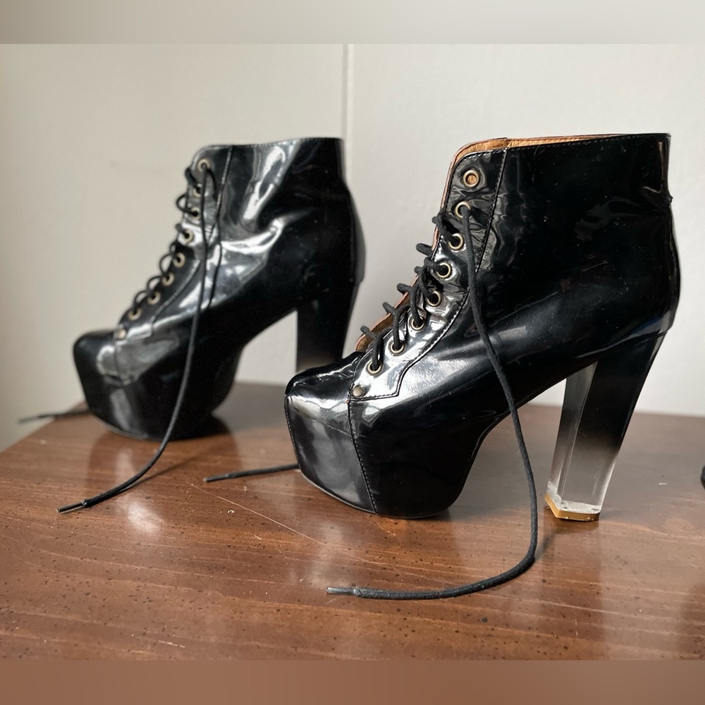 The sexiest Jeffrey Campbell shoes, literally can’t be found anymore!